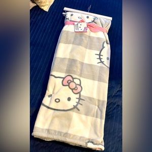 Hello Kitty ❤️ • Spring Gray Plaid •Plush Throw Blanket • 50 x 70”